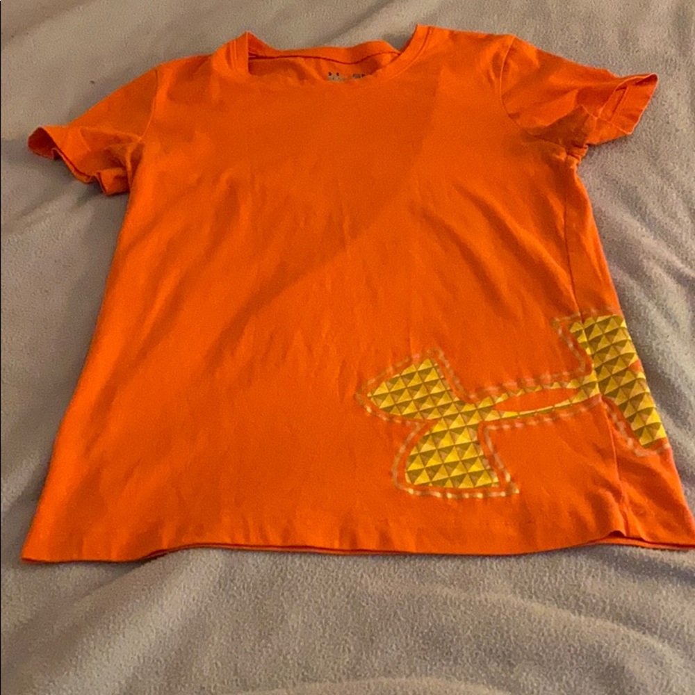 Under armour top